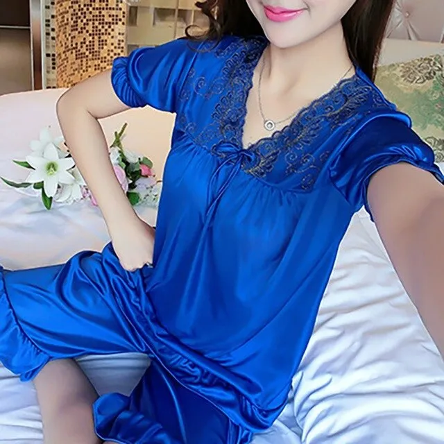 Women Imitated Silk V-Neck Pajamas Set
