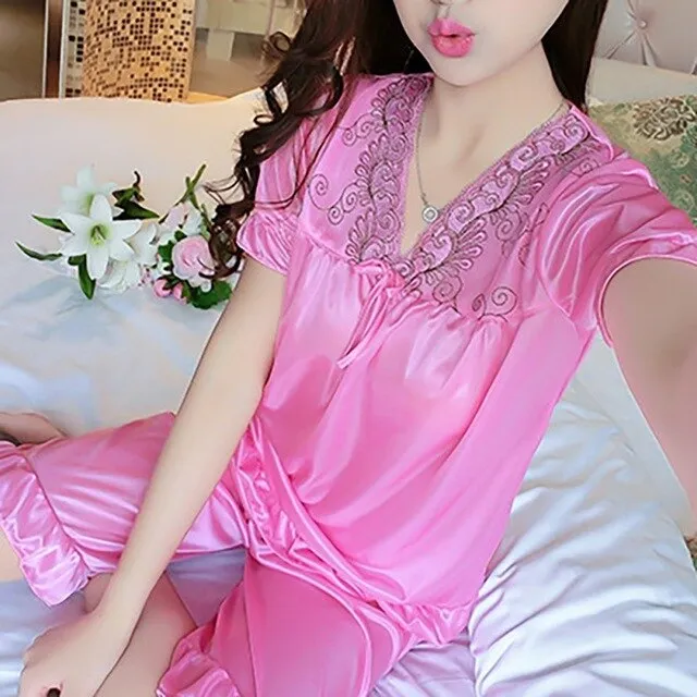 Women Imitated Silk V-Neck Pajamas Set